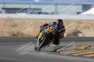 media/Dec-18-2022-SoCal Trackdays (Sun) [[8099a50955]]/Turn 4 (1pm)/